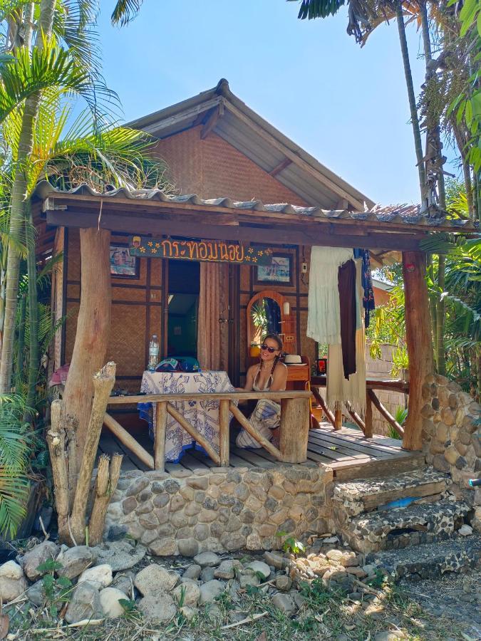 Sunny Tayai Hostel Pai Exterior photo