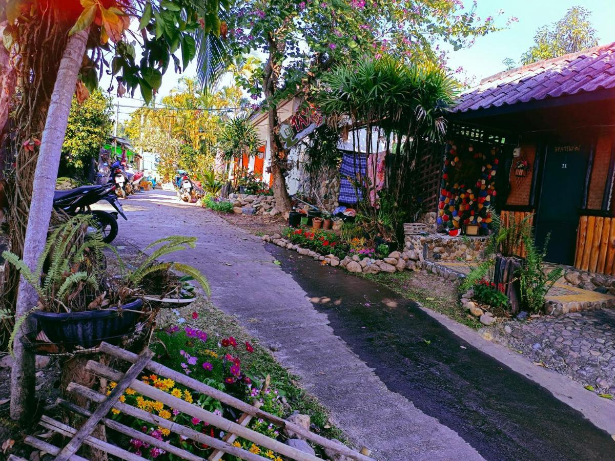 Sunny Tayai Hostel Pai Exterior photo